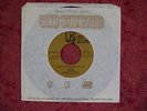 Queen Another One Bites The Dust RARE CANADA GOLD STANDARD 45 Near Mint