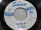 BEATLES She Loves You 45 SWAN 4152  blue printing VG plays well