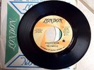 The Cowsills 45 Rpm London 1971 Promo #45-170 COVERED WAGON / BLUE ROAD EXC++++