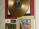 BEATLES 1964 SGT. PEPPER'S  33RPM GOLD RECORD MAS 2653 FRAMED