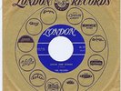 Velairs 45 Sticks And Stones 1962 Garage Rock NM Canada London M. 17205