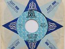LINDA CARR: Everytime / Trying To Be Good For You - Bell Soul Promo 45