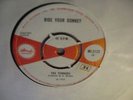 THE TENNORS - RIDE YOUR DONKEY / GOT TO GET YOU OFF MY MIND - UK ISLAND NM 7