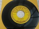 ROCKABILLY -JERRY LEE LEWIS-LITTLE QUEENIE-ORIGINAL SUN 45 -EXCELLENT