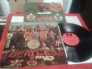 LP THE BEATLES - SGT PEPPERS LONELY HEARTS - LABEL ROUGE - AVEC INSERT PMC 7027