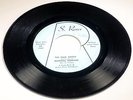 BARBARA HOWARD: I Don't Want Your Love / The Man Above 45 rare - Funk