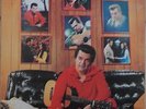 AUTOGRAPHED Conway Twitty Conway Twitty's Greatest Hits Vol. 1 1973 Vinyl MCA-52