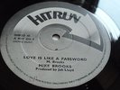 MIKE BROOKS - LOVE IS LIKE A PASSWORD RARE HITRUN REGGAE 12