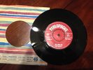 THE BEATLES / SHE LOVES YOU / MADE IN IRELAND / R(1) 5055 RED PARLAPHONE