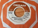 THE FLIRTATIONS - NOTHING BUT A HEARTACHE - DERAM
