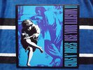 GUNS N