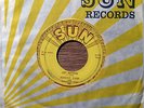 JOHNNY CASH & THE TENNESSEE TWO Get Rhythm/I Walk the Line SUN 241 orig VG++ 45