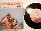EP  JOHNNY HALLYDAY VOGUE 7878  CHANTE LES FILLES  PETIT LETTRAGE.