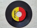 DAVE BARKER - PRISONER OF LOVE // UPSETTERS - SOUL JUICE / UPSETTE