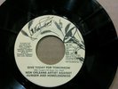 NEW ORLEANS  ALLEN TOUSSAINT  45 AUTOGRAPHED RECORD,SLEEVE ***VERY RARE***