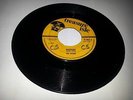TREASURE ISLE/HEARTACHES - VIC TAYLOR [R/STEADY] 7