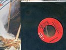 JEFF WAYNES WAR OF THE WORLDS DOUBLE VINYL LP & BOOKLET Plus Bonus disc