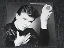 DAVID BOWIE - HEROES VINYL LP (GATEFOLD SLEEVE RE-ISSUE WITH EXTRA TRACKS)