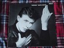 VINTAGE 1977 DAVID BOWIE 12
