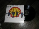 TRES BEAU 33T HELP/SHELL/  THE BEATLES  TRES RARE