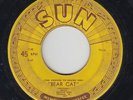 Blues R&B 45 - Rufus Thomas, Jr. - Bear Cat/Walking In The Rain - Sun 181 - mp3