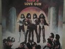 Kiss Love Gun lp NBLP 7057  With gun and order form. Excellent Condition