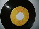 NORTHERN SOUL. THE HESITATIONS - IS THIS THE WAY TO TREAT A GIRL. Original 7