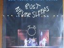 LP  -  NEIL YOUNG & CRAZY HORSE = RUST NEVER SLEEPS  - MIT SONG-TEXTEN