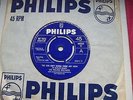 THE WALKER BROTHERS, THE SUN AIN'T GONNA SHINE ANYMORE. 1966 PHILIPS SINGLE
