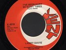 (Hear) 1969 Larry Davis Northern Soul Dancer 45 (I ve Been Hurt So Many Times)