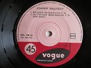 Unique Johnny HALLYDAY Kili watch EP VOGUE 7812 Erreur,différent centreur EX+ *