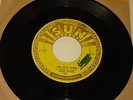 ROCKABILLY 45 RPM RECORD - MILLER SISTERS - SUN 255