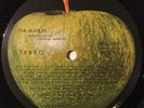 THE BEATLES WHITE ALBUM US APPLE LABEL w/ CAPITOL LOGO NO JACKET - ONLY VINYL