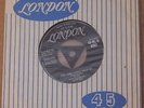 LITTLE RICHARD - THE GIRL CAN'T HELP IT LONDON 45-HL-08382