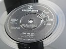 THE BEATLES  ORIGINAL  1963  BLACK  PARLOPHONE  45  LOVE ME DO   SOLD IN UK TEXT