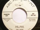 Doo-wop 45 - Dubs - No One - Vg+ promo