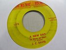 J.C. DAVIS New Day 45 NEW DAY 70s funk ohio VG+ plays well