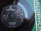 THE BEATLES -SHE LOVES YOU - VERY 1st 7