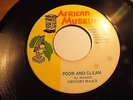 Gregory Isaacs - Poor and clean  7