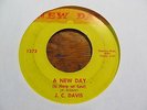 J.C. DAVIS New Day 45 NEW DAY 70s funk ohio VG plays OK