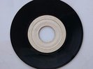 RONNIE DAVIS - LIVING IN A WORLD / BLANK