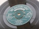 ELVIS PRESLEY ORIG 1956  UK  H.M.V . EP  LOVE ME TENDER  PUSH OUT CENTRE