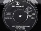 Beatles - I Want To Hold Your Hand - NEAR MINT UK 1963 1st Press Parlophone 45