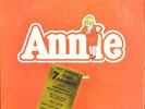 ANNIE  CAST 