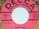 SYLVIA SYMS Each Day DECCA 45 new breed popcorn VG+ 7”