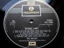HOLLIES DISTANT LIGHT 1st UK PRESS MiNt AuDiO ARCHIVE PARLOPHONE ROCK PROG RARE