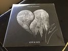 Michael Kiwanuka - Love & Hate - Signed and Sealed - 2LP - Gatefold