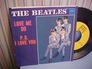 The Beatles - Love Me Do - W/Pic Sleeve - SOUNDS GOOD - Tollie 9008