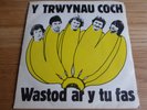 Y Trwynau Coch - Wastod ar y tu fas EP. 1978. RSR003.