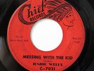 JUNIOR WELLS-MESSING WITH THE KID /UNIVERSAL ROCK ON CHIEF R&B NEW BREED 45